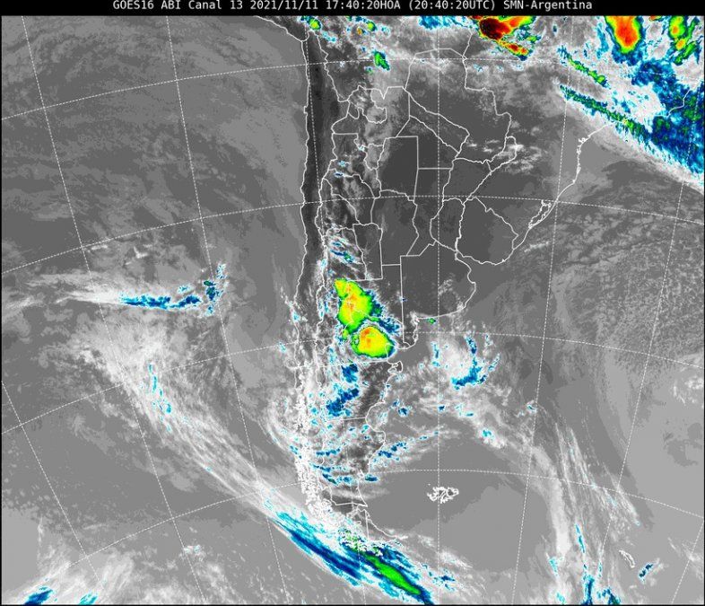 Las condiciones mejorarán en el transcurso de la mañana del domingo, llegando a una tarde con poca nubosidad. Las temperaturas descenderán, por lo que en la mañana del lunes es muy posible que se formen importantes bancos de niebla, ya que en ese momento se sumaría la ausencia de viento.