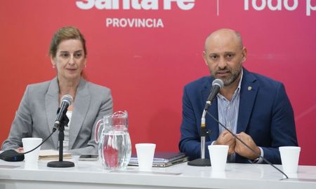 Provincia reunió a investigadores en su día, y revisó la hoja de ruta en ciencia, tecnología e innovación, para priorizar inversiones y fortalecer la vinculación con el sector productivo
