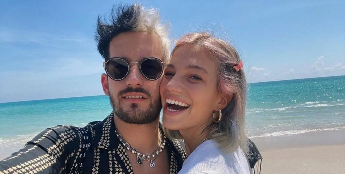 Stefi Roitman y Ricky Montaner en Miami. 