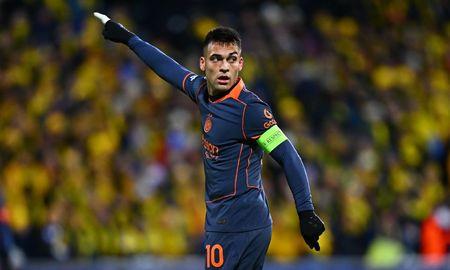 Lautaro Martínez se desgarró en Inter y preocupa a la Selección Argentina rumbo a la Finalissima. Lautaro Martínez se desgarró en Inter y preocupa a la Selección Argentina rumbo a la Finalissima.