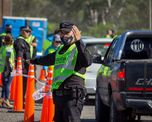 El intendente Juan Pablo Poletti recibió a Karina Ingrasciotta, de Estrellas Amarillas Santa Fe Ciudad, y a Franco Romanello, presidente de la Asociación Civil Factor Vial, dos organizaciones civiles de referencia en Seguridad Vial.&nbsp;
