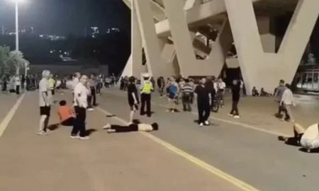 Atropelló a una multitud en China y dejó 35 muertos y 43 heridos. Atropelló a una multitud en China y dejó 35 muertos y 43 heridos.