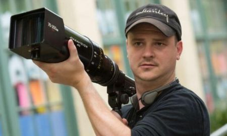 Mike Flanagan, el director que se está volviendo un referente del terror en Netflix. Mike Flanagan, el director que se está volviendo un referente del terror en Netflix.