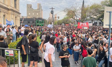 La Marcha Federal Universitaria en Santa Fe. La Marcha Federal Universitaria en Santa Fe.