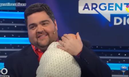 Darío Barassi presentó a su beba Inés en 100 argentinos dicen y tomó a todos por sorpresa: Es igual a mí Darío Barassi presentó a su beba Inés en 100 argentinos dicen y tomó a todos por sorpresa: Es igual a mí