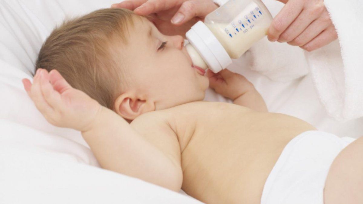 Alertan que a través de las mamaderas los bebés consumen gran cantidad de microplásticos