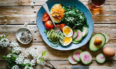 El recorrido de las sugerencias alimentarias muestra cómo la ciencia y la cultura transformaron la percepción de una alimentación equilibrada, con un enfoque actual en la variedad y la calidad de las comidas El recorrido de las sugerencias alimentarias muestra cómo la ciencia y la cultura transformaron la percepción de una alimentación equilibrada, con un enfoque actual en la variedad y la calidad de las comidas