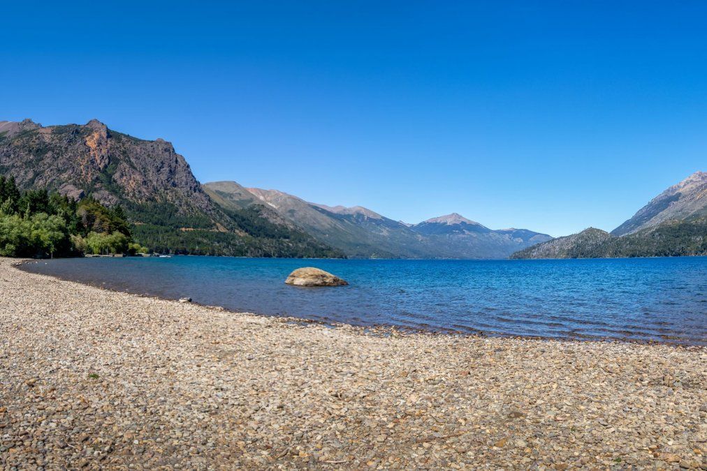 El Nahuel Huapi vive una temporada récord con actividades para todas las edades. El Nahuel Huapi vive una temporada récord con actividades para todas las edades.