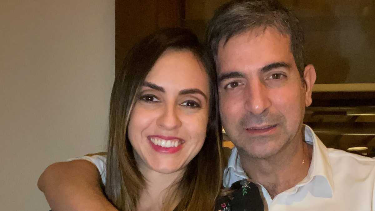 Pecci iy su esposa, la periodista Claudia Aguilera