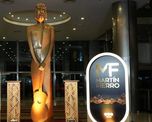 Supuestamente hubo un apasionado encuentro en el Hilton. Supuestamente hubo un apasionado encuentro en el Hilton.