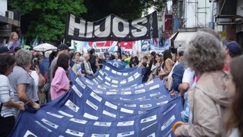 La ciudad de Santa Fe se moviliza en una jornada histórica para mantener viva la construcción de la memoria colectiva.