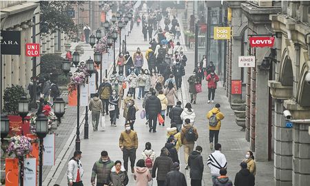 Wuhan, una metrópolis industrial de 11 millones de habitantes, suspendió este domingo su maratón para evitar contagios de coronavirus. Wuhan, una metrópolis industrial de 11 millones de habitantes, suspendió este domingo su maratón para evitar contagios de coronavirus.
