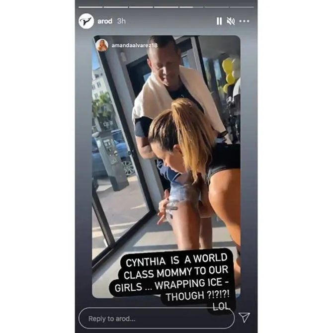 Alex Rodríguez cumplió un reto físico con su exesposa.