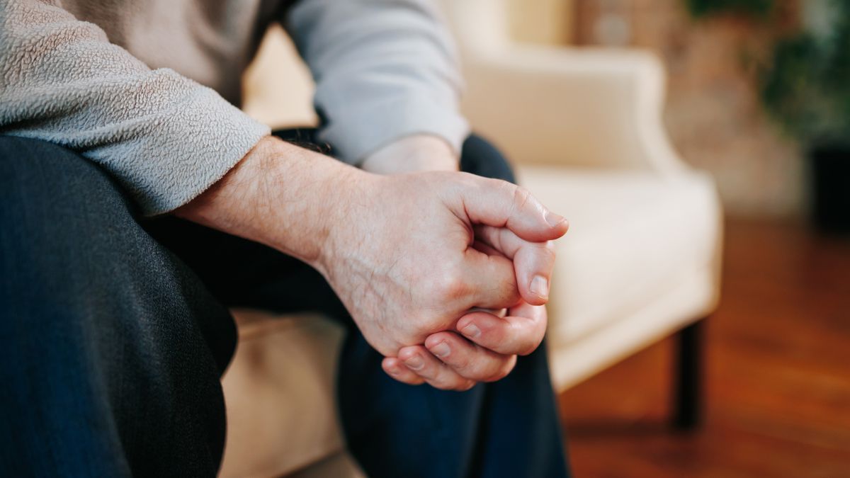 El suicidio es un fenómeno que atraviesa todos los grupos etarios, aunque tiene mayor prevalencia en personas de entre 20 y 40 años. El suicidio es un fenómeno que atraviesa todos los grupos etarios, aunque tiene mayor prevalencia en personas de entre 20 y 40 años.