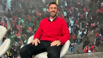 Minella apuesta por Giménez como arquero titular y espera tener al Pulga en una semana