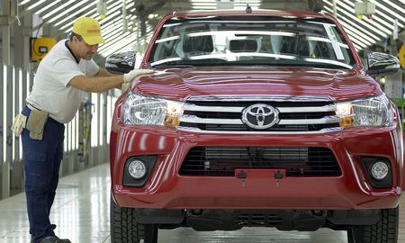 Toyota Argentina interrumpirá la producción de su planta de Zárate a partir del primer turno de este miércoles. Toyota Argentina interrumpirá la producción de su planta de Zárate a partir del primer turno de este miércoles.