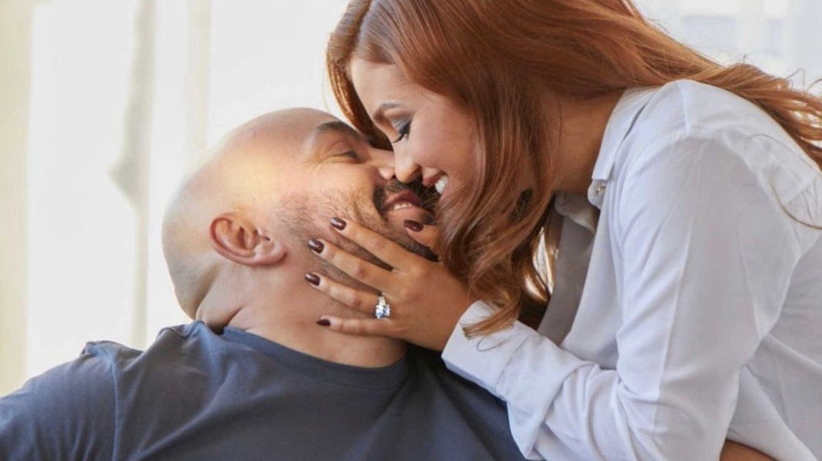 Lupillo Rivera confirmó que Giselle Soto es su esposa.