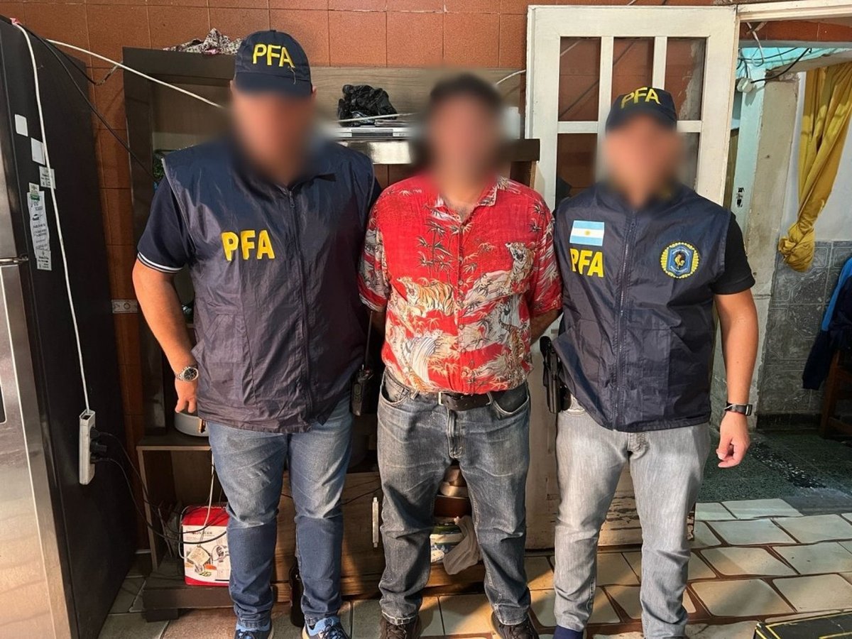 Colaboró el FBI: cayó el líder de una banda que distribuía material de abuso sexual infantil