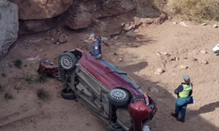 accidente fatal: un conductor perdio el control de su y cayo a un canadon en neuquen accidente fatal: un conductor perdio el control de su y cayo a un canadon en neuquen