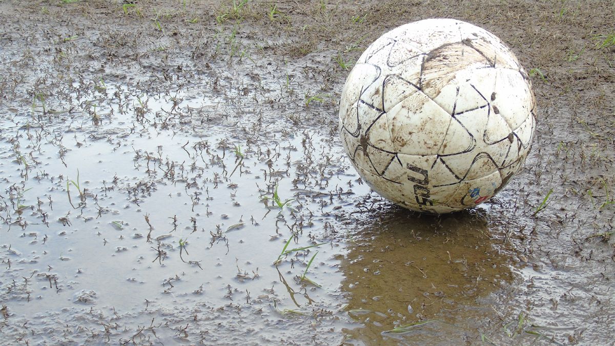 La Liga Santafesina de Fútbol suspendió todas las actividades del domingo por el mal tiempo
