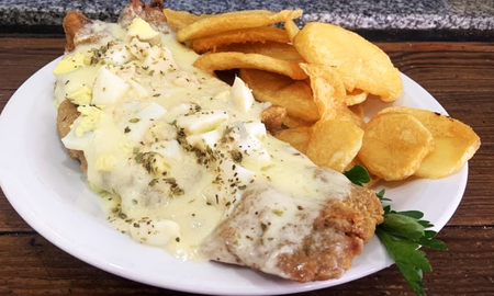 Con pocos ingredientes y sin complicaciones, este plato conquista por su salsa de crema y queso gratinado. Con pocos ingredientes y sin complicaciones, este plato conquista por su salsa de crema y queso gratinado.