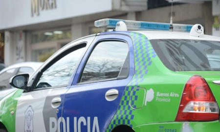 Investigan si un policía de la Bonaerense fue a trabajar borracho: el video Investigan si un policía de la Bonaerense fue a trabajar borracho: el video