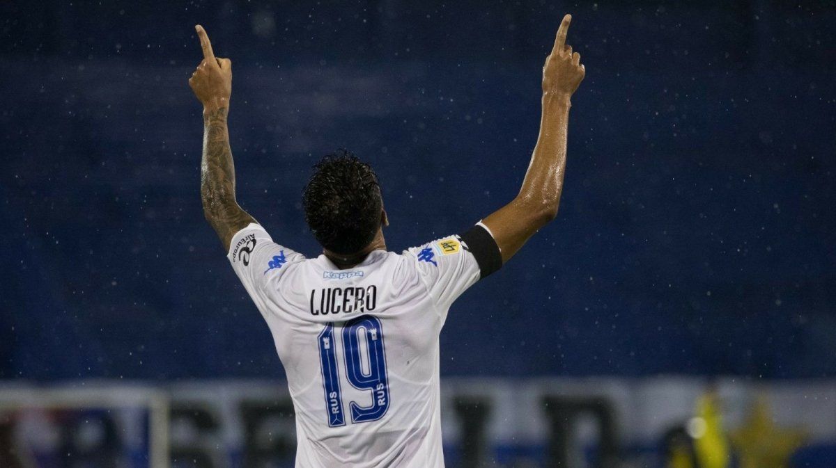 Vélez juega por la Copa Argentina ante Deportivo Camioneros