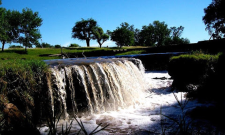 Escapada de descanso a un pequeño pueblo de Buenos Aires con una historia única. Escapada de descanso a un pequeño pueblo de Buenos Aires con una historia única.