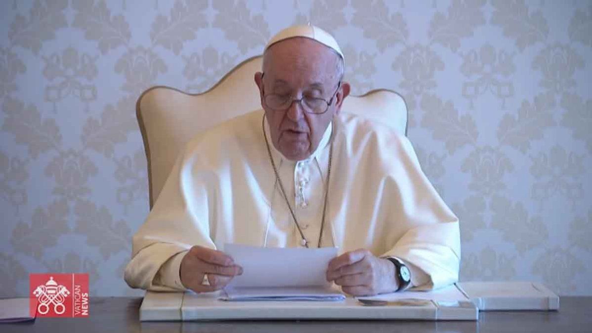 El Papa Francisco denunció que dentro del Vaticano lo querían muerto