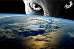 El astrofísico Avi Loeb, director del Proyecto Galileo de la Universidad de Harvard, planteó que un eventual encuentro con una inteligencia alienígena provocaría desde derrumbes bursátiles y tensiones geopolíticas. El astrofísico Avi Loeb, director del Proyecto Galileo de la Universidad de Harvard, planteó que un eventual encuentro con una inteligencia alienígena provocaría desde derrumbes bursátiles y tensiones geopolíticas.
