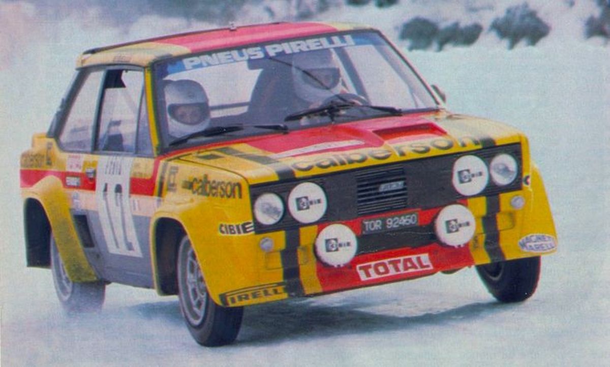 Entre Entre 1977 y 1980, Michele compitió en el Mundial con un Fiat 131 Abarth oficial, al que definió
