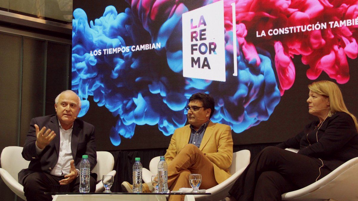 Diálogos para la Reforma: Stolbizer y Lifschitz disertaron en Santa Fe