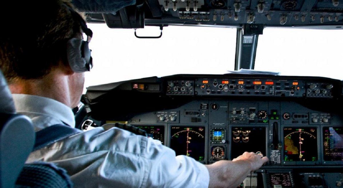 Video viral: un piloto de avión grabó todo su vuelo en cámara rápida y el resultado fue impresionante. &nbsp;