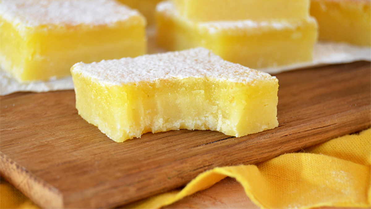 Una receta simple, rendidora y perfecta para quienes aman los postres cítricos con un giro moderno. Una receta simple, rendidora y perfecta para quienes aman los postres cítricos con un giro moderno.