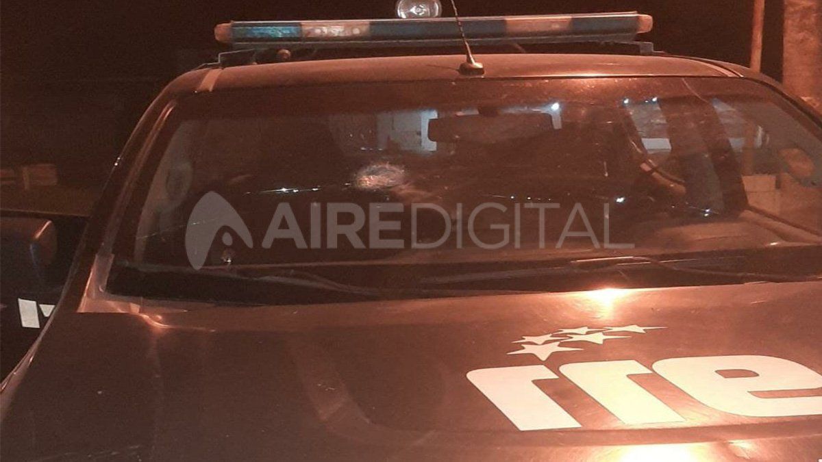 Más precisamente, tras un llamado al 911, los uniformados se hicieron presentes en una finca ubicada en Edmundo Rosas y Aguayo, jurisdicción de la subcomisaría 18°.