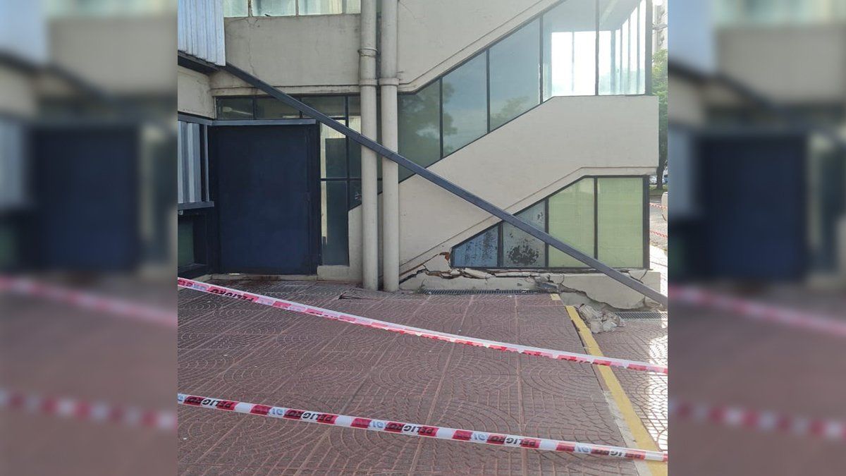 Los trabajadores aseguran que las condiciones del edificio son preocupantes.