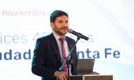 segun una encuenta, mas de la mitad de los santafesinos aprueba la gestion del gobernador pullaro segun una encuenta, mas de la mitad de los santafesinos aprueba la gestion del gobernador pullaro