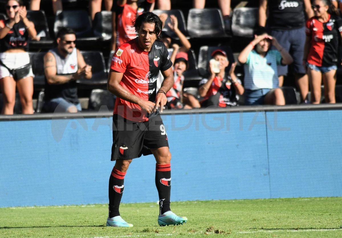 Así fue el gol de Jorge Benítez con el que Colón le empató el partido a Huracán