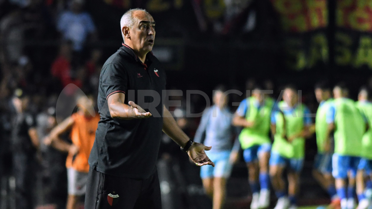 Iván Delfino analizó la derrota de Colón. Iván Delfino analizó la derrota de Colón.