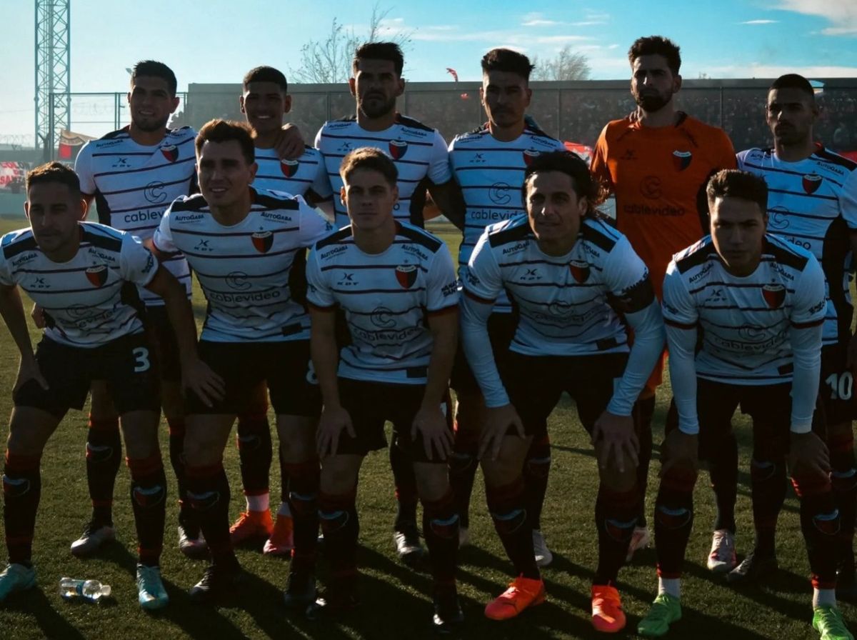 Colón igualó sin goles frente a Deportivo Madryn. Colón igualó sin goles frente a Deportivo Madryn.