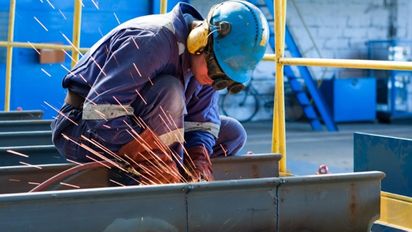 La industria de Santa Fe arrancó 2026 con freno de mano: cayó 9,7% y encendió alarmas en el sector