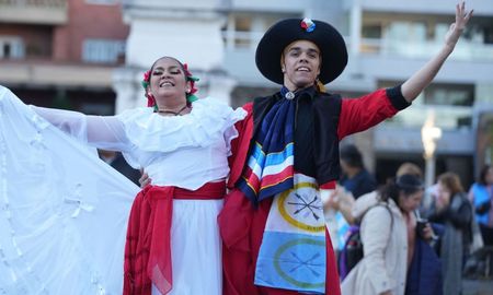 A partir de las 17, el Gobierno de la Provincia desplegará una atractiva propuesta para celebrar el 239 años del nacimiento del Brigadier General Estanislao López. A partir de las 17, el Gobierno de la Provincia desplegará una atractiva propuesta para celebrar el 239 años del nacimiento del Brigadier General Estanislao López.