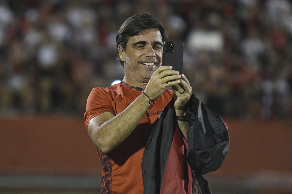 Javier Sanguinetti: El triunfo es un regalo para la gente de Newells Old Boys