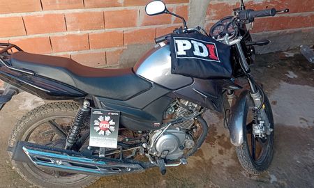 Una de las motos fue recuperada por la Policía de Investigaciones. Una de las motos fue recuperada por la Policía de Investigaciones.