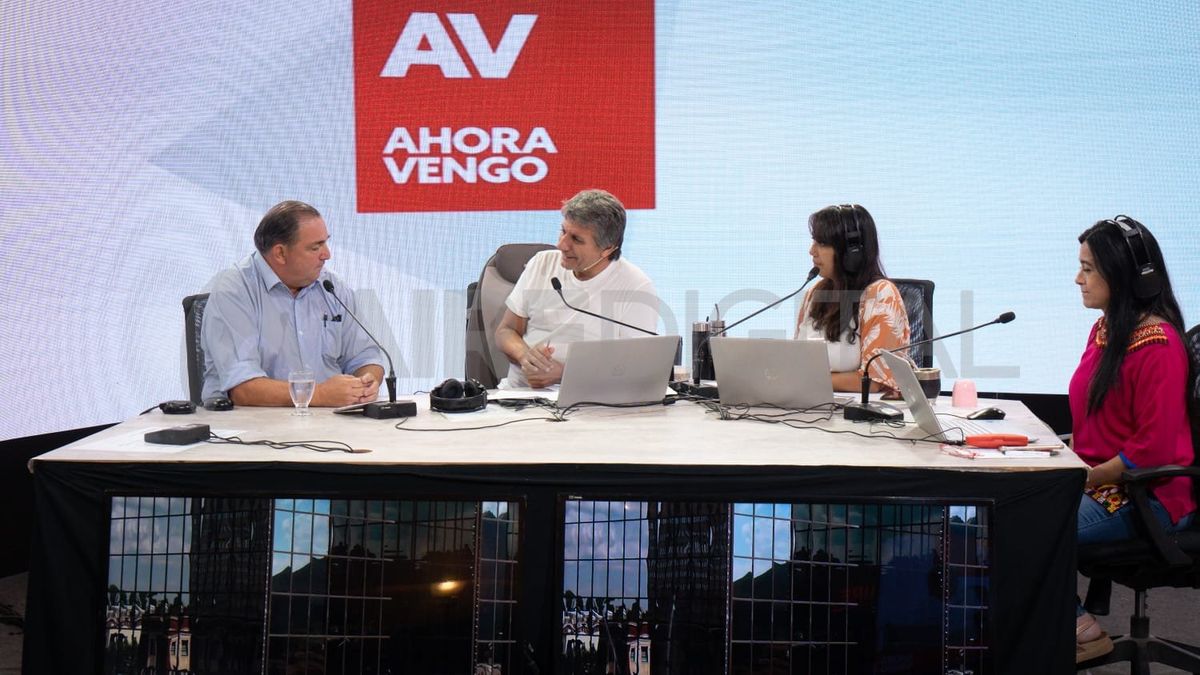 Poletti siguió la vocación de su papá, que era médico como su abuelo.