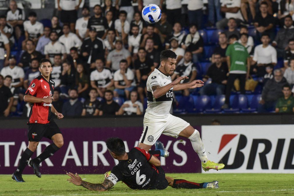 El Club Atlético Colón visita a Olimpia de Paraguay en un partido clave por la Copa Conmebol Libertadores. El partido comenzará a las 21