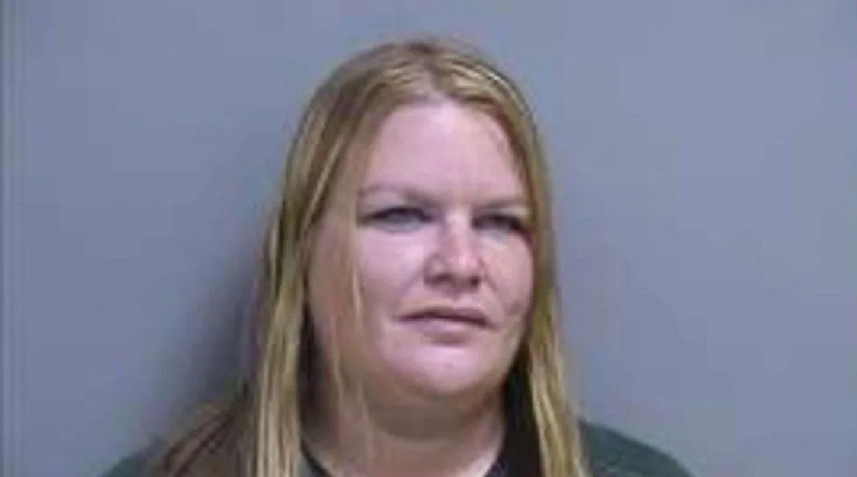 Realizó dos amenazas de bomba falsas para pasar más tiempo su novio