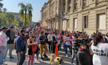 Jornada de movilizaciones y protestas este miércoles en Santa Fe Jornada de movilizaciones y protestas este miércoles en Santa Fe