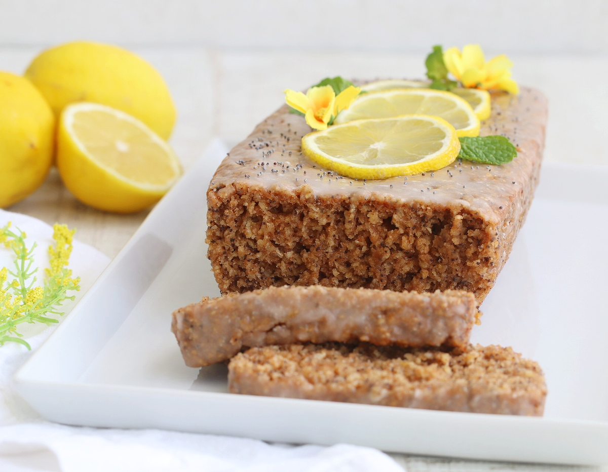 El budín de limón y chía es una excelente opción para disfrutar en familia, ya que es apto para veganos y vegetarianos. El budín de limón y chía es una excelente opción para disfrutar en familia, ya que es apto para veganos y vegetarianos.