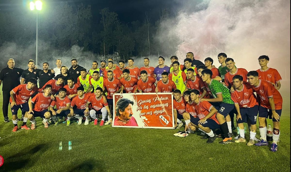 Independiente de Santo Tomé ganó en el debut y partido inaugural de la Liga Santafesina de Fútbol. Foto: Prensa Independiente.